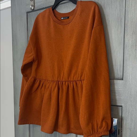 Zara Peplum Sweatshirt Blouse size Small - Picture 3 of 6